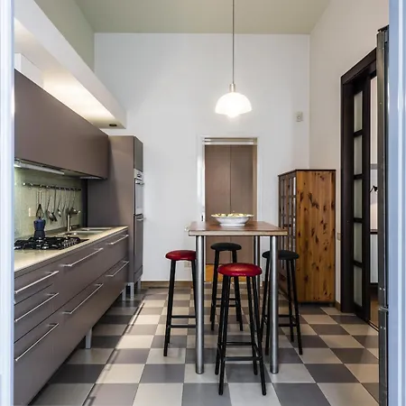 Apartment Agata With Balcony By Wonderful Italy Catania